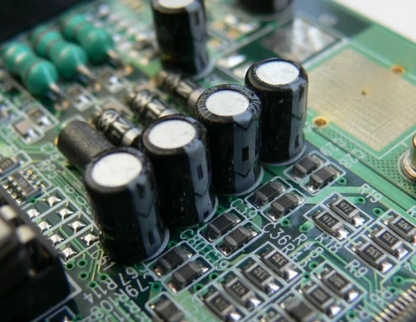 قوانین طراحی PCB ضروری
